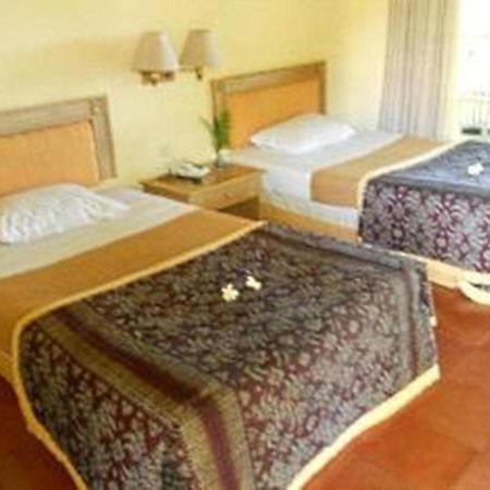 Bali Lovina Beach Cottages Buleleng Exterior foto