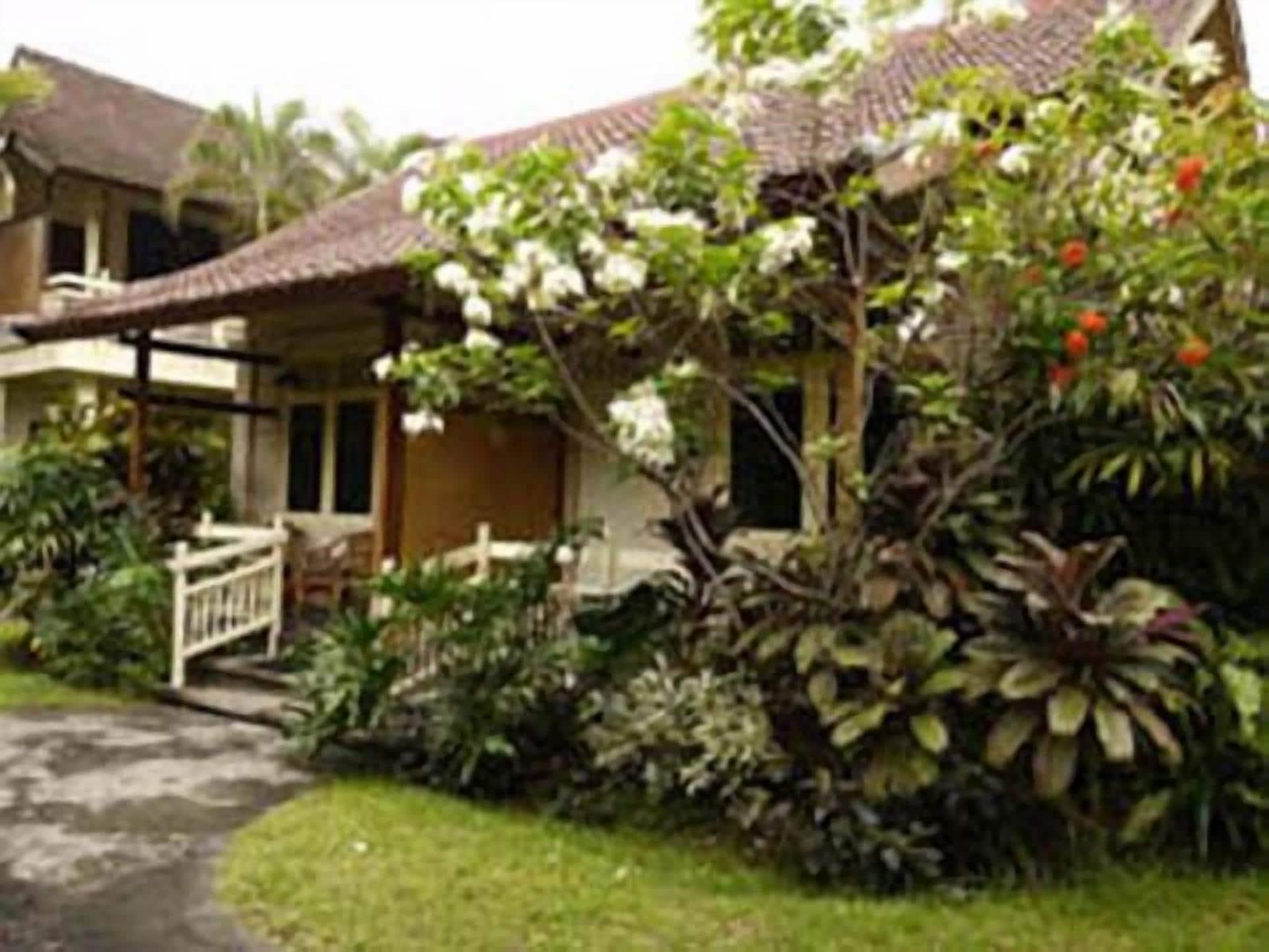 Bali Lovina Beach Cottages Buleleng Exterior foto