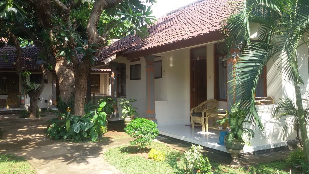 Bali Lovina Beach Cottages Buleleng Exterior foto