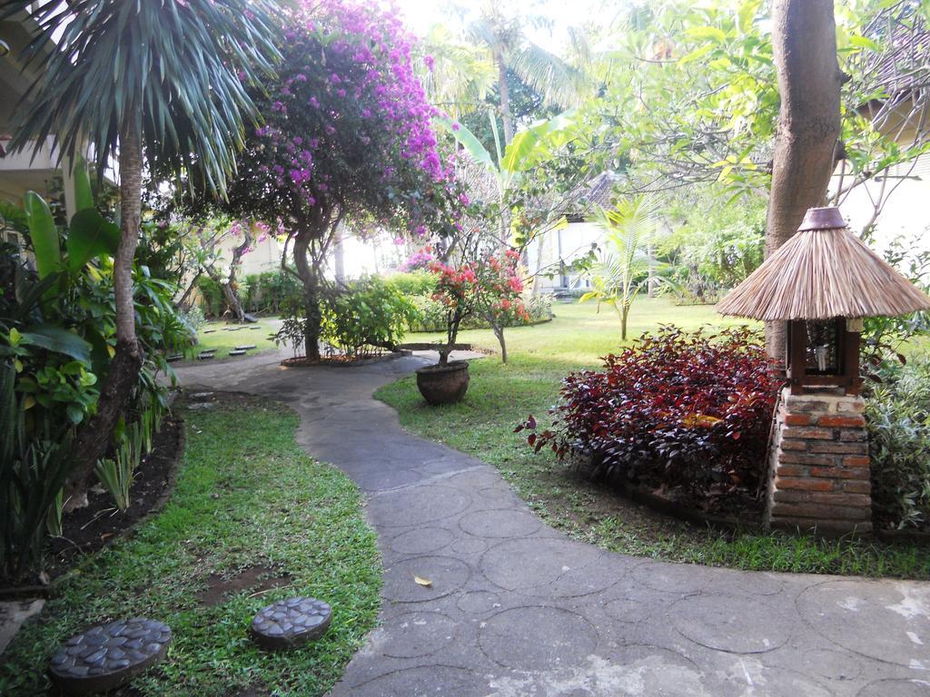 Bali Lovina Beach Cottages Buleleng Exterior foto