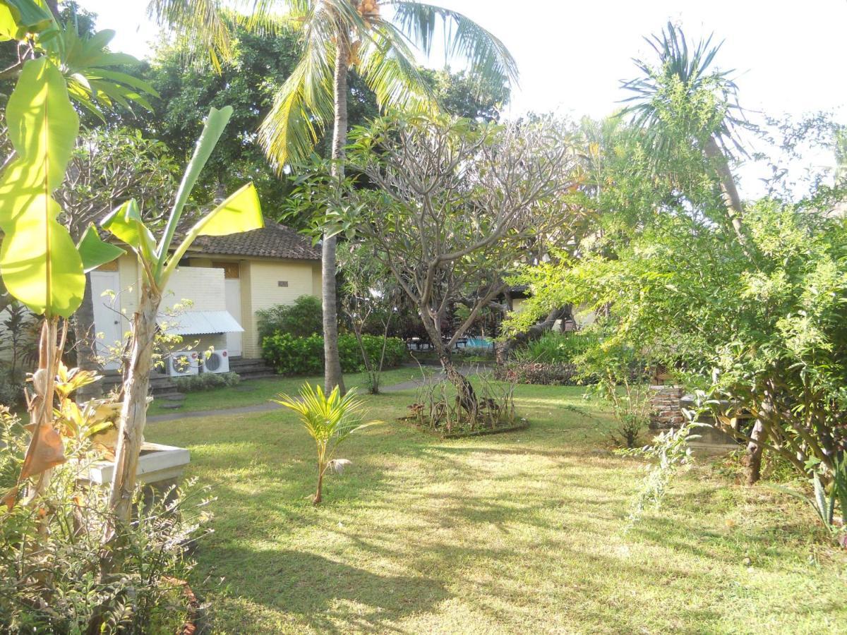 Bali Lovina Beach Cottages Buleleng Exterior foto